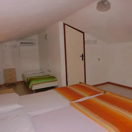 Beautiful Flat 250m From The For 8 Guests Διαμέρισμα