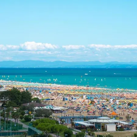 Διαμέρισμα Beautiful Flat 250m From The For 8 Guests *